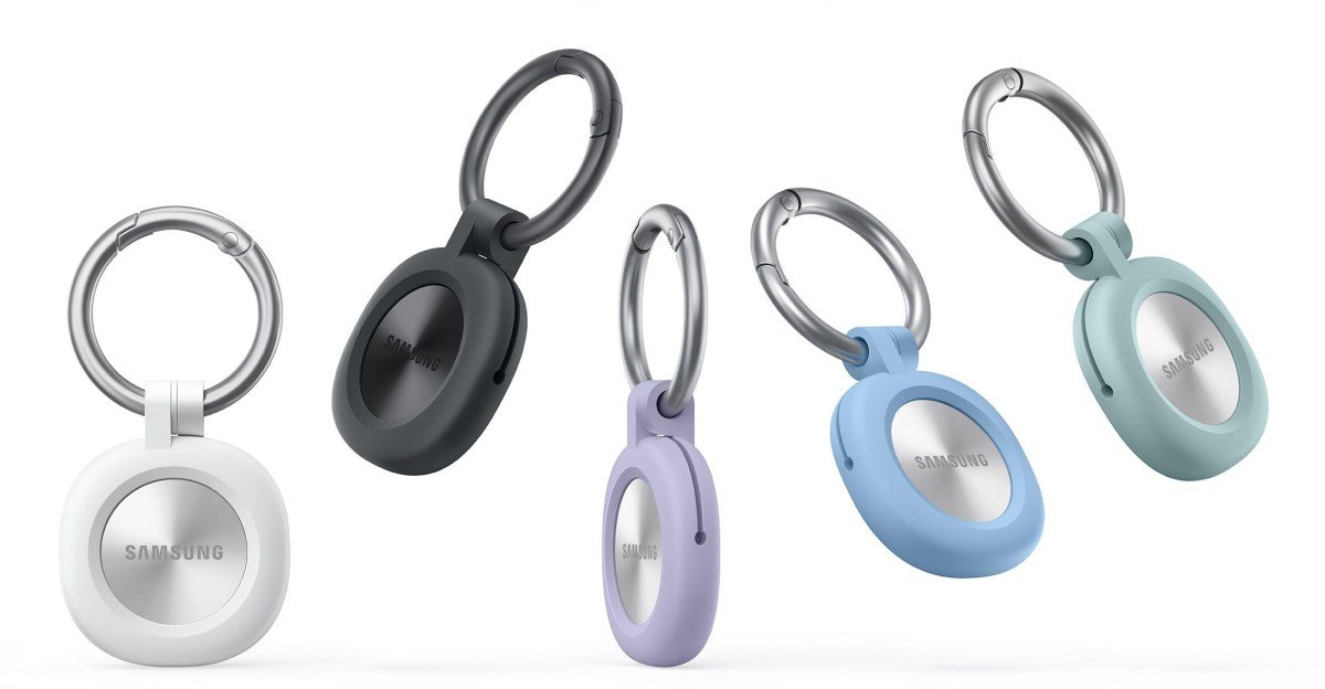 Image of the new Samsung Galaxy SmartTag 3 in its squircle design