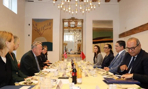 Le Maroc et le Danemark renforcent leur partenariat stratégique. Dialogue politique, économie verte, investissements et migration au cœur de cette alliance prometteuse.