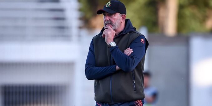 Nasreddine Nabi, entraîneur tunisien, potentiel successeur de Paulo Sérgio au Wydad de Casablanca