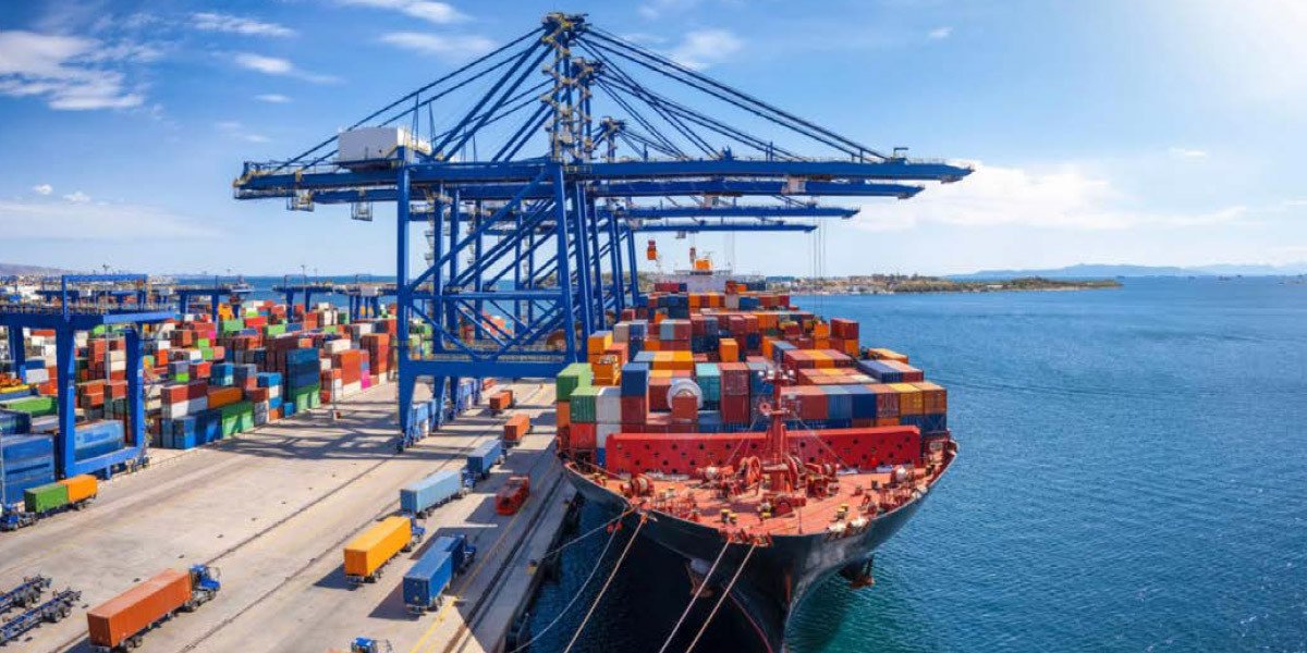 Graphique illustrant l'évolution des indices des valeurs unitaires à l'importation et à l'exportation au Maroc, avec un focus sur l'énergie et les matières premières.