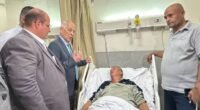 رئيس الديوان الملكي يوسف العيسوي يتفقد مصابي الاعتداء الإرهابي في الكرك