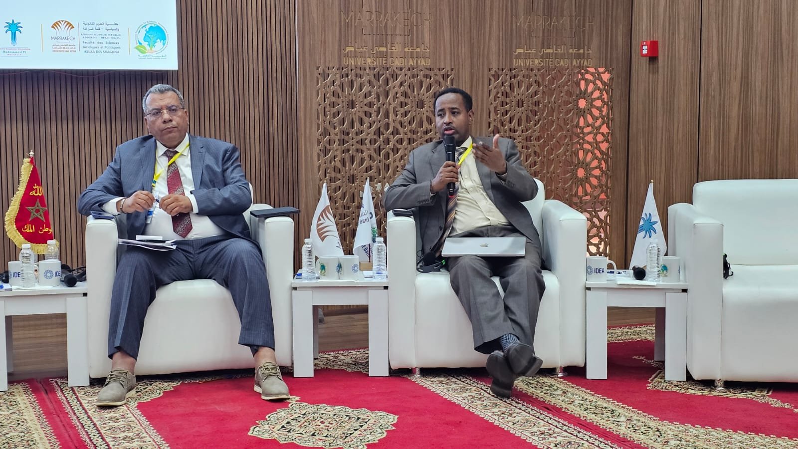 عبد المجيد موالين عبد الله، مدير قسم الهشاشة والقدرة على الصمود بالبنك الإسلامي للتنمية، يتحدث في مؤتمر بمراكش عن أهمية الوقاية من الكوارث.
