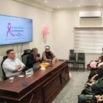 صورة جماعية للمشاركين في ندوة التوعية بسرطان الثدي في إقليم الشمال الأردني