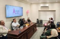 صورة جماعية للمشاركين في ندوة التوعية بسرطان الثدي في إقليم الشمال الأردني
