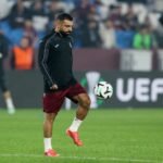 صورة لمحمد صلاح بقميص طرابزون سبور وسط جماهير تركية متحمسة