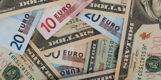 dépréciation dirham, euro, dollar, économie Maroc, inflation, taux d'intérêt, balance commerciale, phosphates