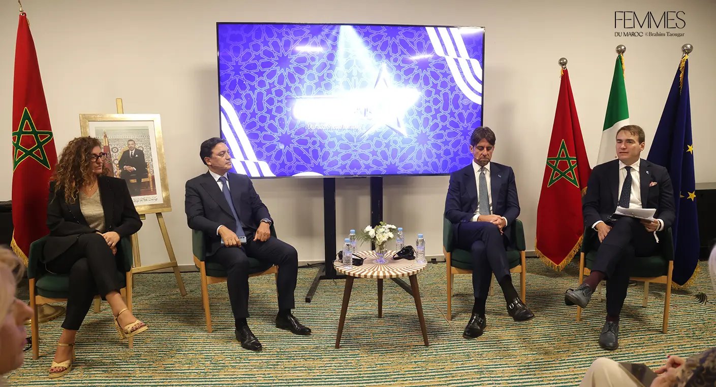 Navire GNV naviguant vers le Maroc, symbolisant le partenariat avec l'ONMT.