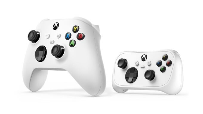 Un adolescent sortant la manette Xbox Nano Controller de la poche de son sweat, illustrant sa compacité et sa portabilité.