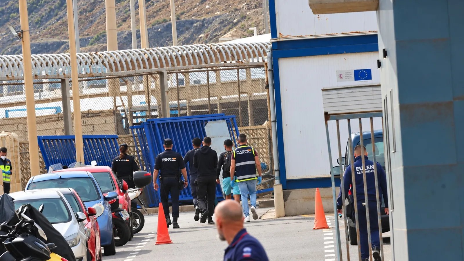 migrants Ceuta, retour Maroc, évacuation campement informel, police espagnole, CETI, protection internationale