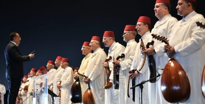 Cérémonie de lancement de La Lagune par Prestigia à Rabat Riviera Golf Living, avec des musiciens andalous marocains et internationaux sur scène.